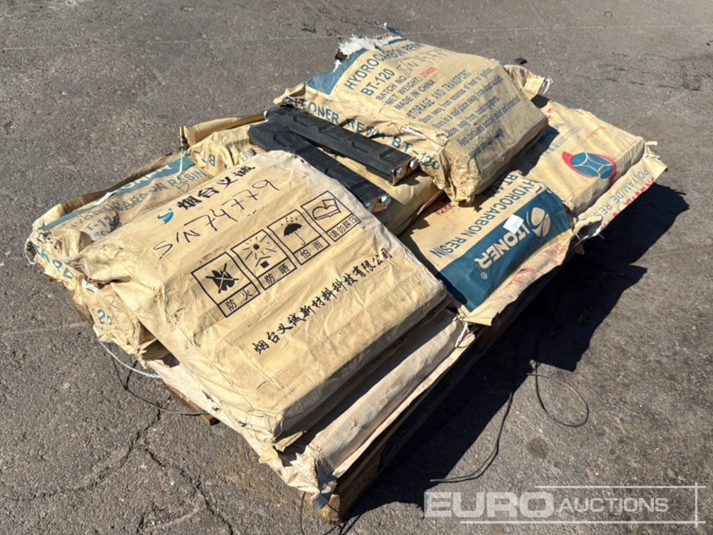 Pallet of 400mm Block Pads (80 of) / Pallet Zapatas Goma para Cadena de 400mm - Гусениці в категорії Будівельна техніка: фото 1 Pallet of 400mm Block Pads (80 of) / Pallet Zapatas Goma para Cadena de 400mm - Гусениці в категорії Будівельна техніка: фото 1