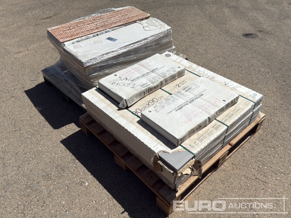 Pallet of Tiles (2 of) - Інструмент/ Обладнання: фото 2 Pallet of Tiles (2 of) - Інструмент/ Обладнання: фото 2