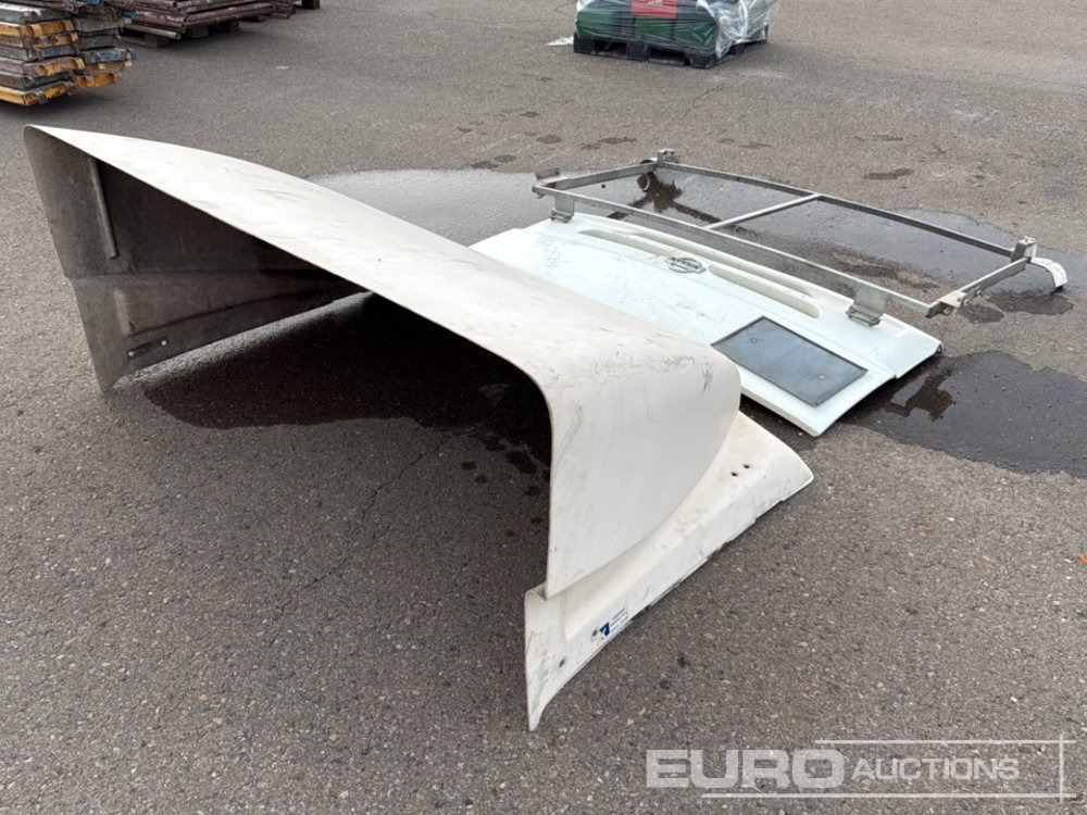 Sleeper Cab & Front to Suit Nissan Truck - Будівельне обладнання: фото 4 Sleeper Cab & Front to Suit Nissan Truck - Будівельне обладнання: фото 4