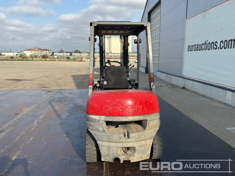 Toyota 626FDF25 - Навантажувач вилковий: фото 4 Toyota 626FDF25 - Навантажувач вилковий: фото 4