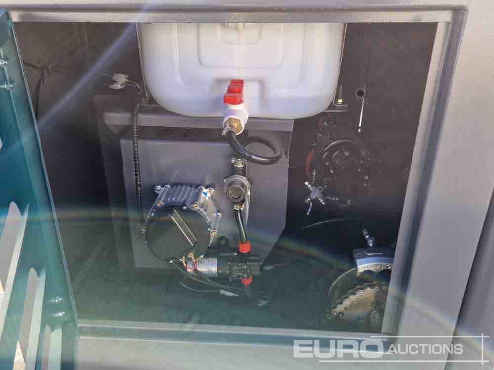 Unused 2025 Kaster S.2000 - Підмітально-прибиральна машина: фото 1 Unused 2025 Kaster S.2000 - Підмітально-прибиральна машина: фото 1