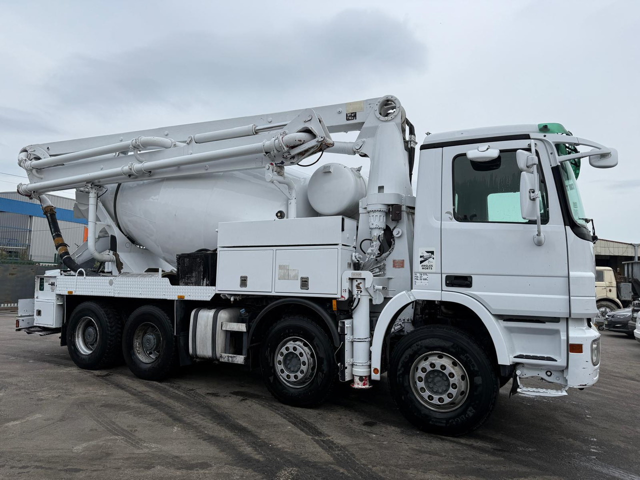 Camion mixo-pompe Mercedes Actros DS-840-FF - Автобетононасос-змішувач: фото 3 Camion mixo-pompe Mercedes Actros DS-840-FF - Автобетононасос-змішувач: фото 3