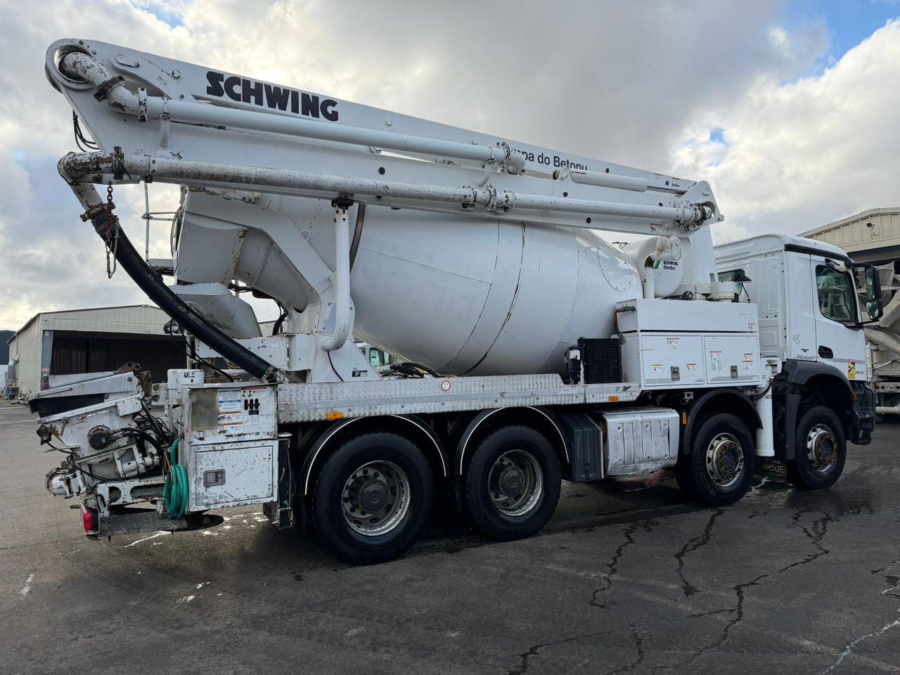 Camion mixo-pompe Mercedes Arocs 3540 EY-194-EP - Автобетононасос: фото 5 Camion mixo-pompe Mercedes Arocs 3540 EY-194-EP - Автобетононасос: фото 5