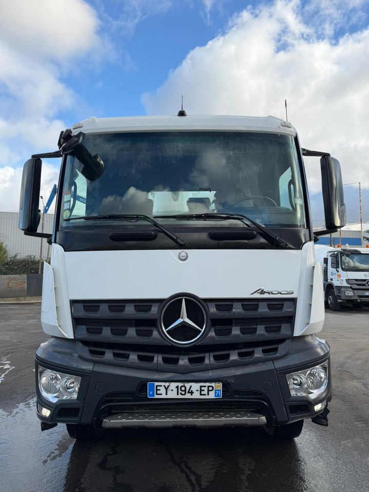 Camion mixo-pompe Mercedes Arocs 3540 EY-194-EP - Автобетононасос: фото 1 Camion mixo-pompe Mercedes Arocs 3540 EY-194-EP - Автобетононасос: фото 1