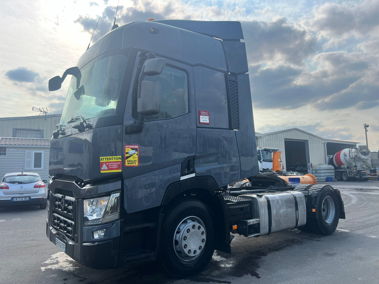 Tracteur Renault DR-612-TF - Тягач: фото 2 Tracteur Renault DR-612-TF - Тягач: фото 2