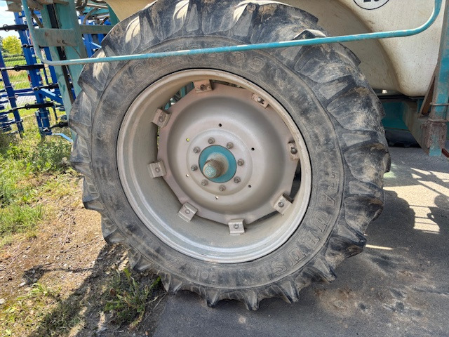 Amazone BBG S 330 Plus - Обприскувач: фото 5 Amazone BBG S 330 Plus - Обприскувач: фото 5