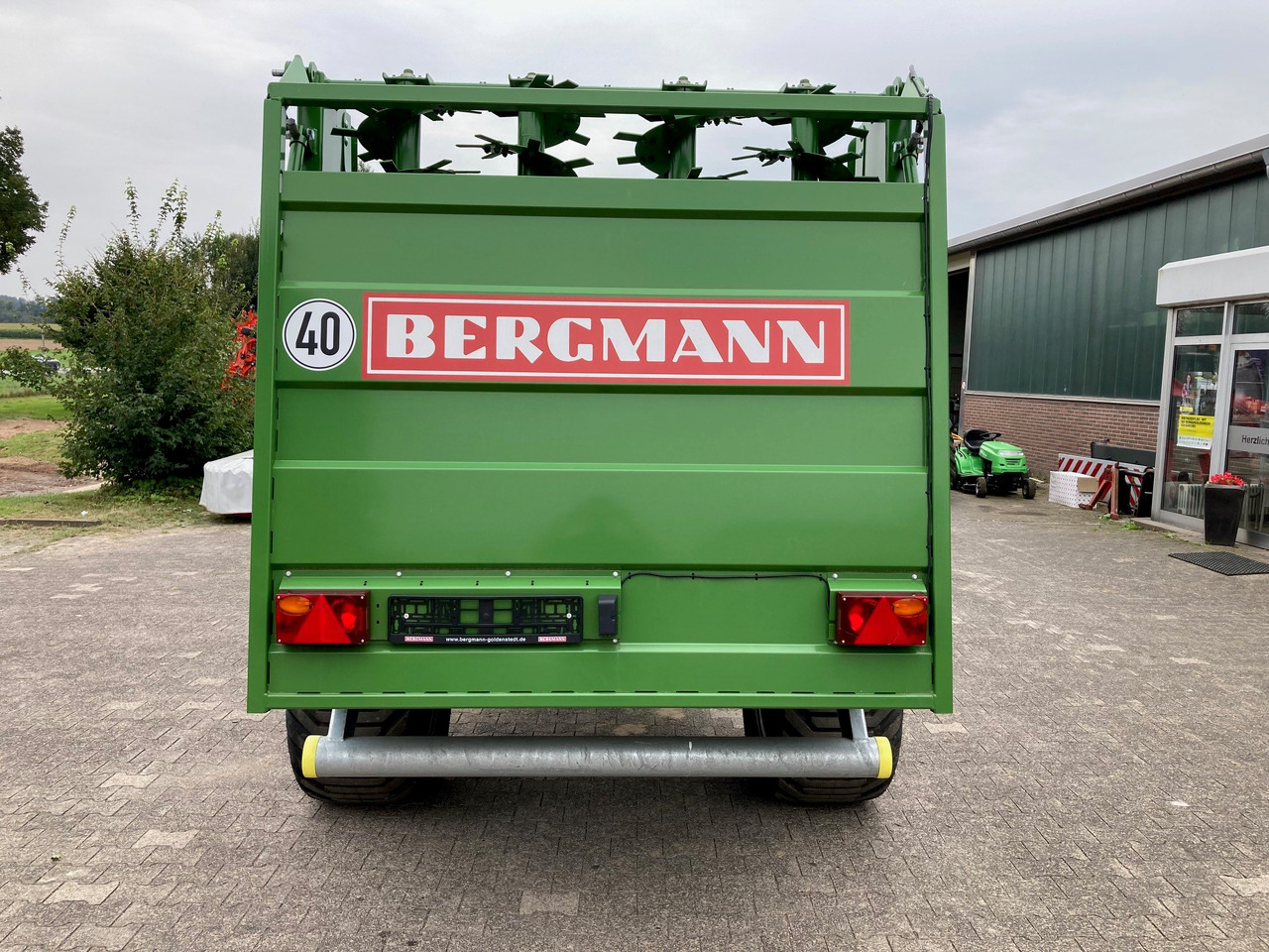 Bergmann Dungstreuer M 1080 SW - Розкидач добрив: фото 5 Bergmann Dungstreuer M 1080 SW - Розкидач добрив: фото 5
