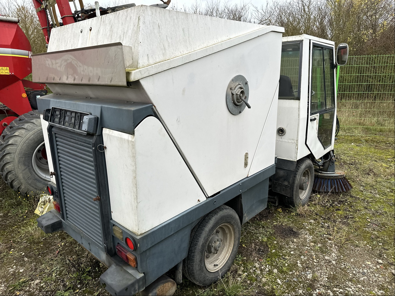 Bucher CityCat K1700 Kehrmasch - Косарка: фото 3 Bucher CityCat K1700 Kehrmasch - Косарка: фото 3