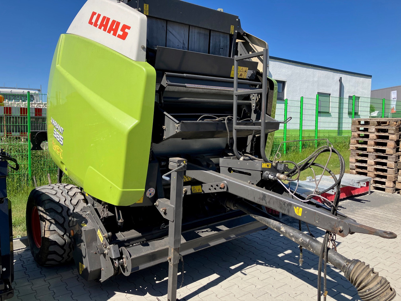 Claas 385 RC - Техніка для сінозаготівлі: фото 4 Claas 385 RC - Техніка для сінозаготівлі: фото 4
