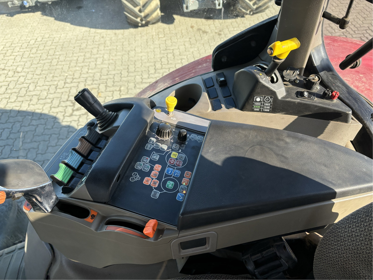 Claas Ares 657 ATZ - Трактор: фото 3 Claas Ares 657 ATZ - Трактор: фото 3