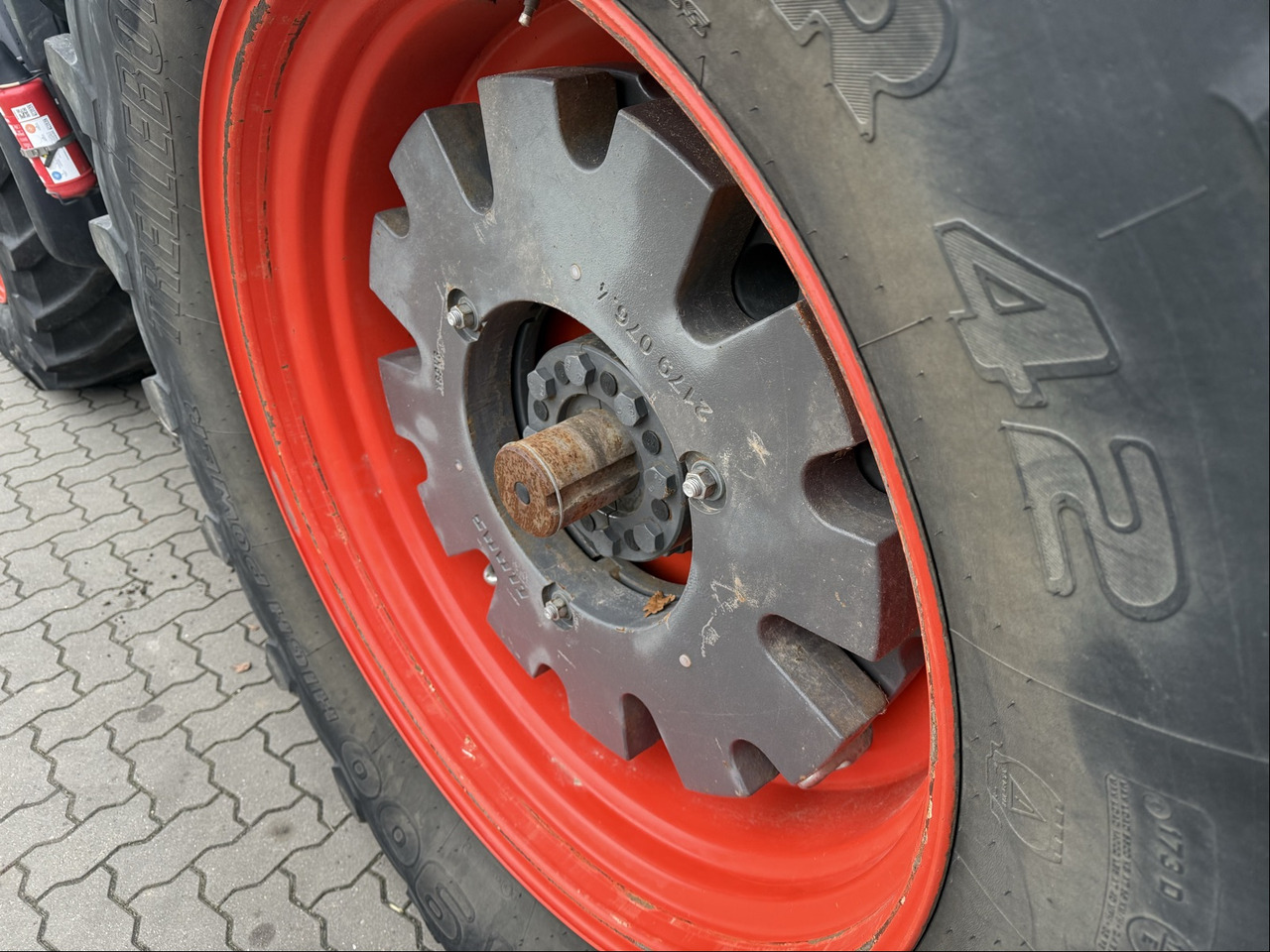 Claas Axion 870 C-Matic - Трактор: фото 3 Claas Axion 870 C-Matic - Трактор: фото 3