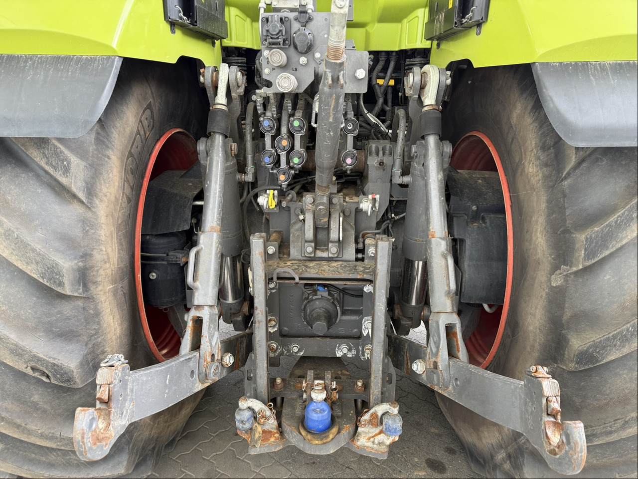 Claas Axion 960 - Трактор: фото 2 Claas Axion 960 - Трактор: фото 2