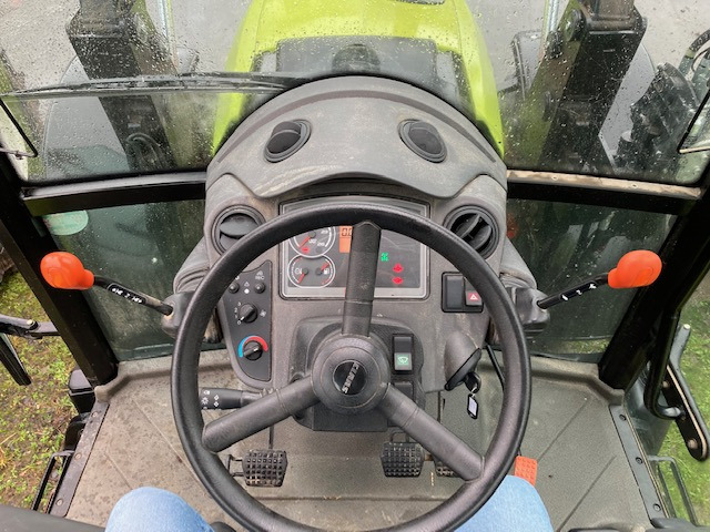 Claas Axos 310 - Трактор: фото 3 Claas Axos 310 - Трактор: фото 3