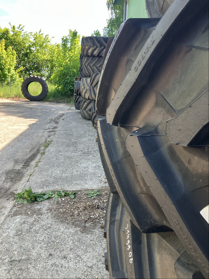 Fendt 580/70R42 u. 540/65R30 - Шини і диски: фото 3 Fendt 580/70R42 u. 540/65R30 - Шини і диски: фото 3
