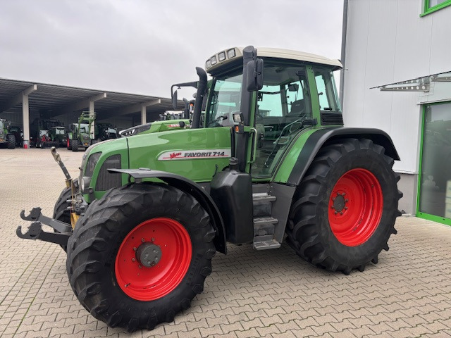 Fendt 714 Vario - Трактор: фото 1 Fendt 714 Vario - Трактор: фото 1