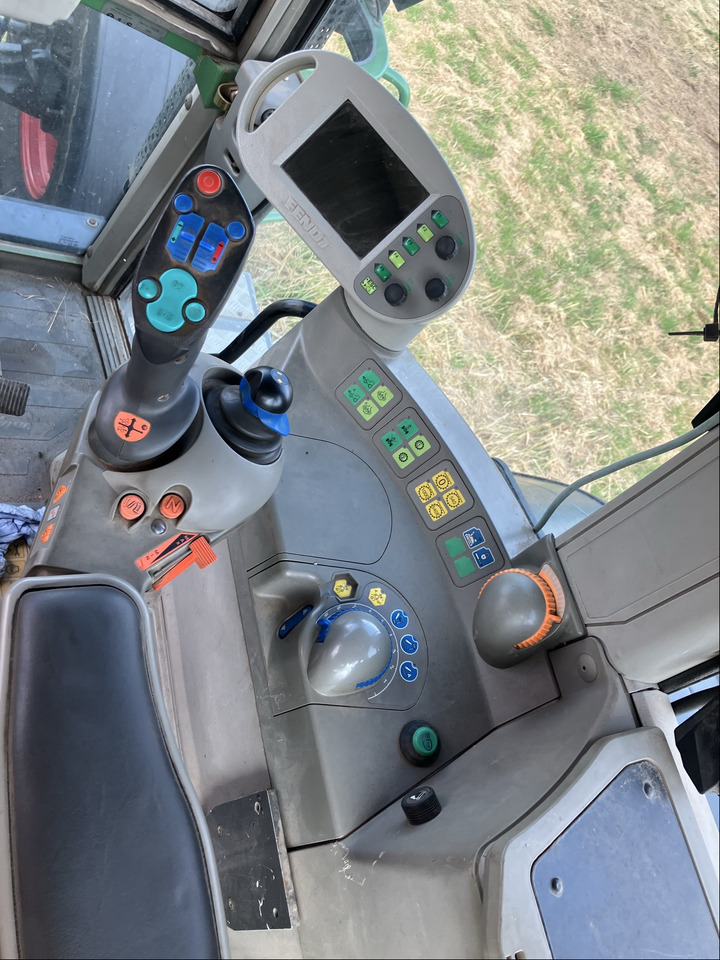 Трактор Fendt 718 Com3 Vario TMS: фото 13