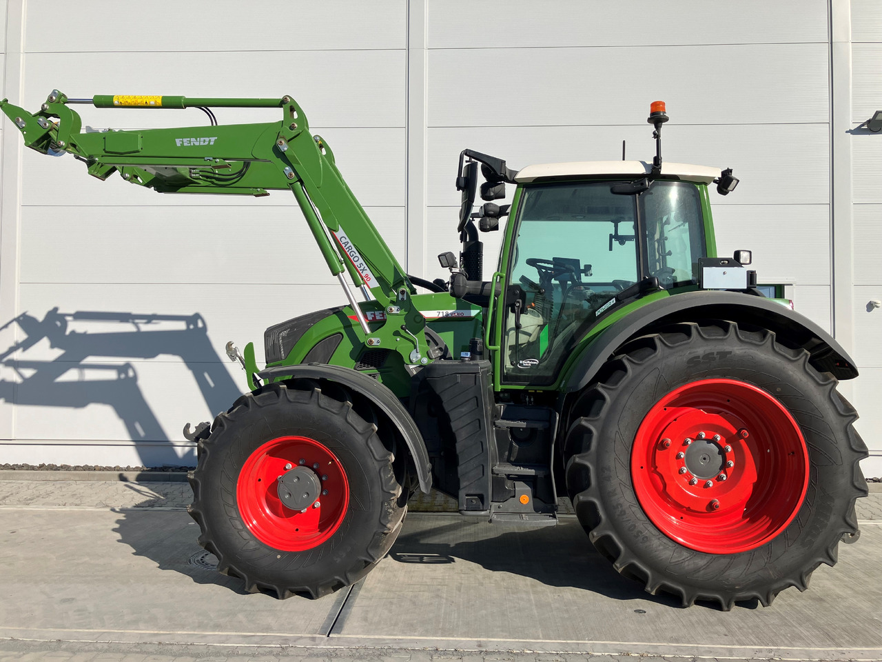 Fendt 718 Vario Gen6 Power Setting2 - Трактор: фото 1 Fendt 718 Vario Gen6 Power Setting2 - Трактор: фото 1