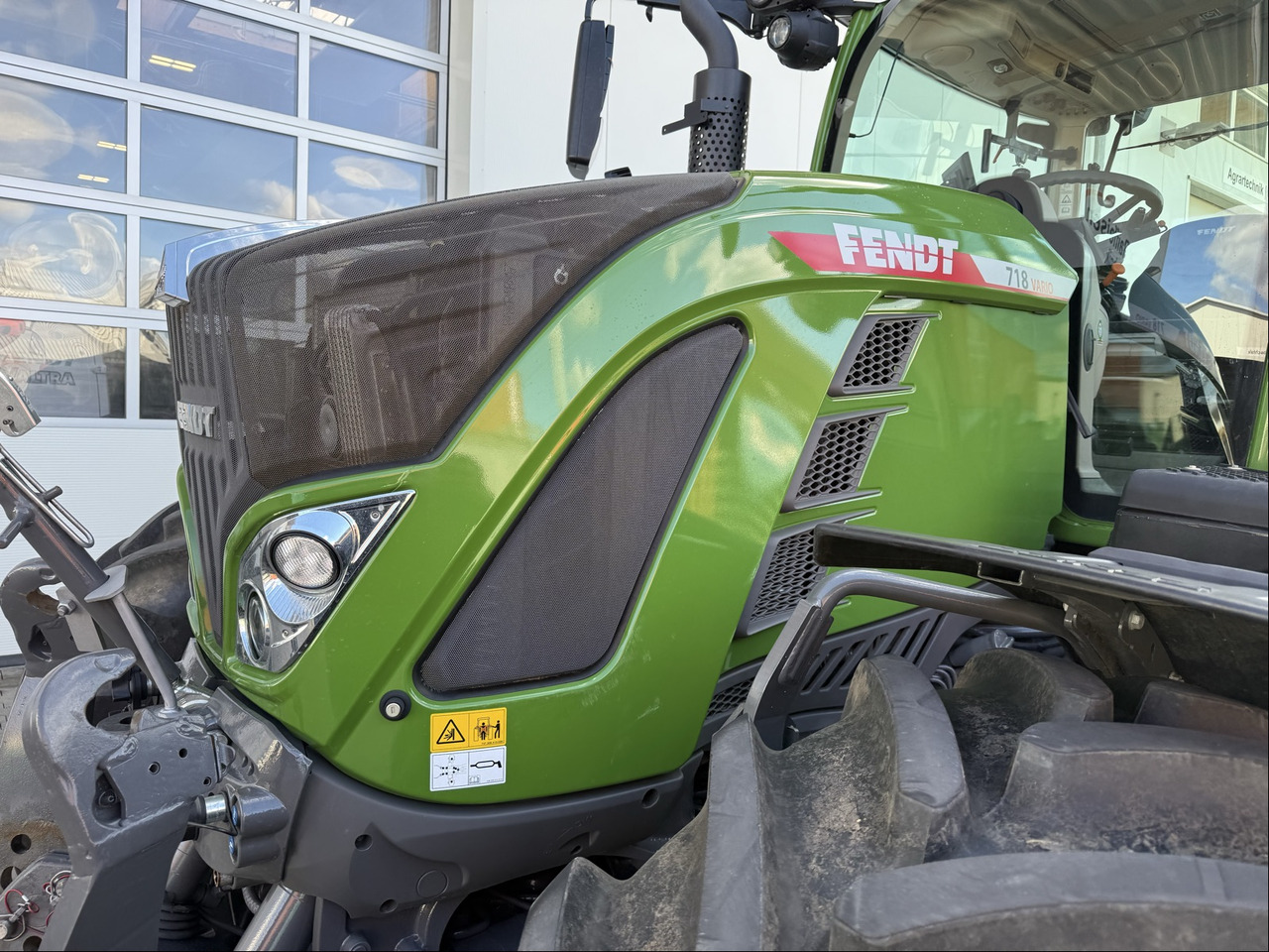 Fendt 718 Vario Gen6 ProfiPlus - Трактор: фото 4 Fendt 718 Vario Gen6 ProfiPlus - Трактор: фото 4