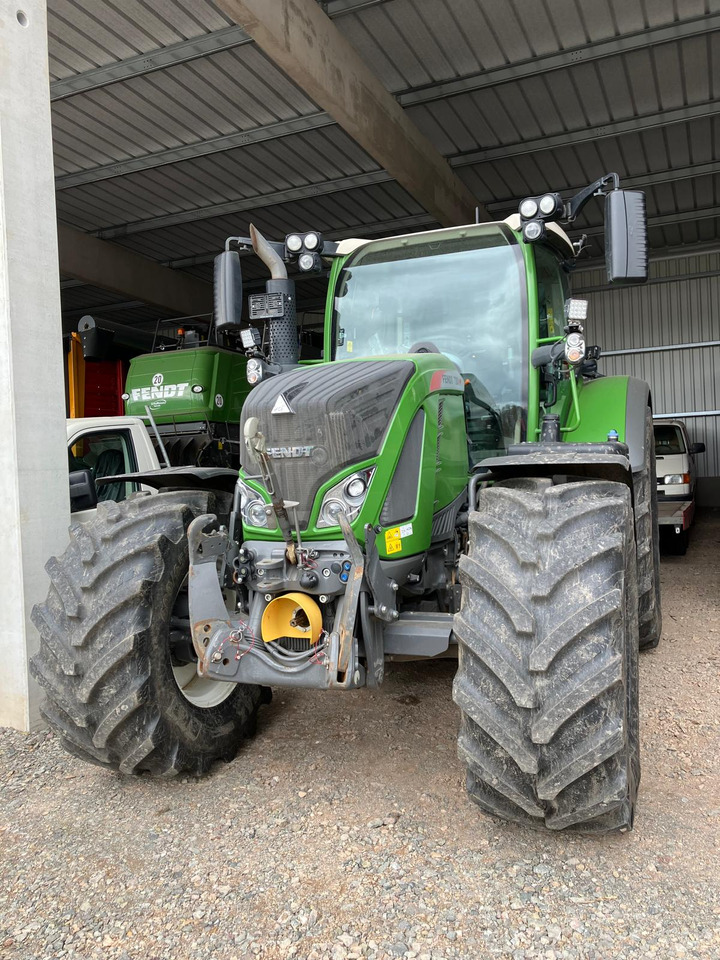 Fendt 720 Vario S4 Profi - Трактор: фото 1 Fendt 720 Vario S4 Profi - Трактор: фото 1