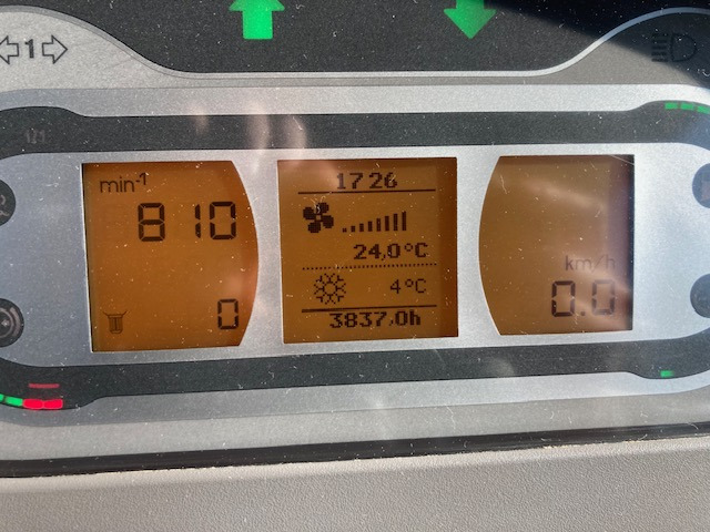 Fendt 826 Vario S4 Profi - Трактор: фото 2 Fendt 826 Vario S4 Profi - Трактор: фото 2