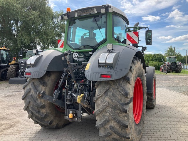 Трактор Fendt 828 Vario S4 ProfiPlus: фото 7