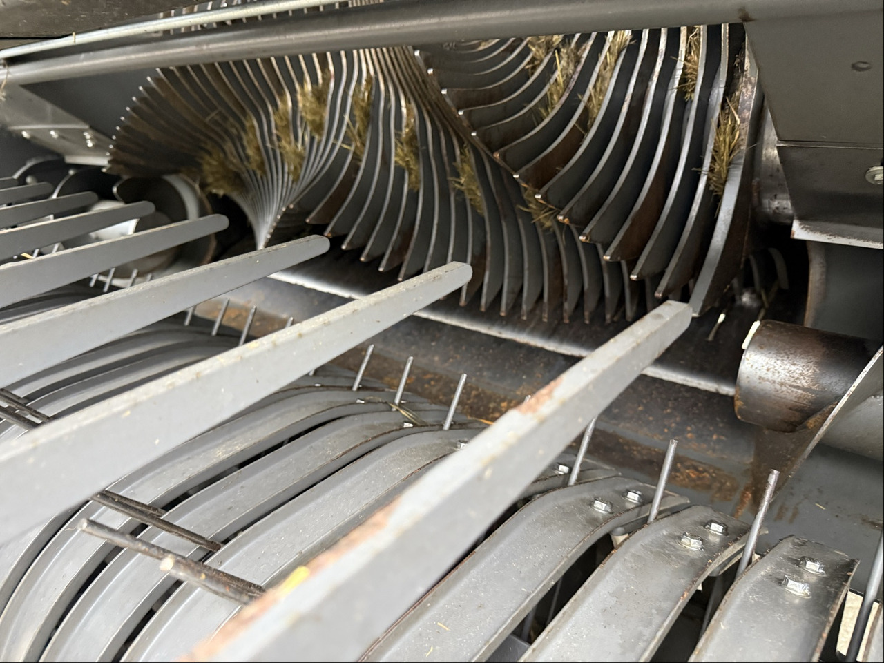 Fendt Rotana 160V Combi - Техніка для сінозаготівлі: фото 3 Fendt Rotana 160V Combi - Техніка для сінозаготівлі: фото 3