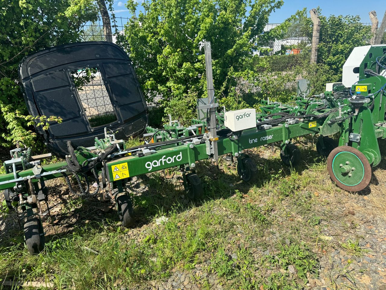 Garford Robocrop Guided Hoe - Комбайн бурякозбиральний: фото 1 Garford Robocrop Guided Hoe - Комбайн бурякозбиральний: фото 1