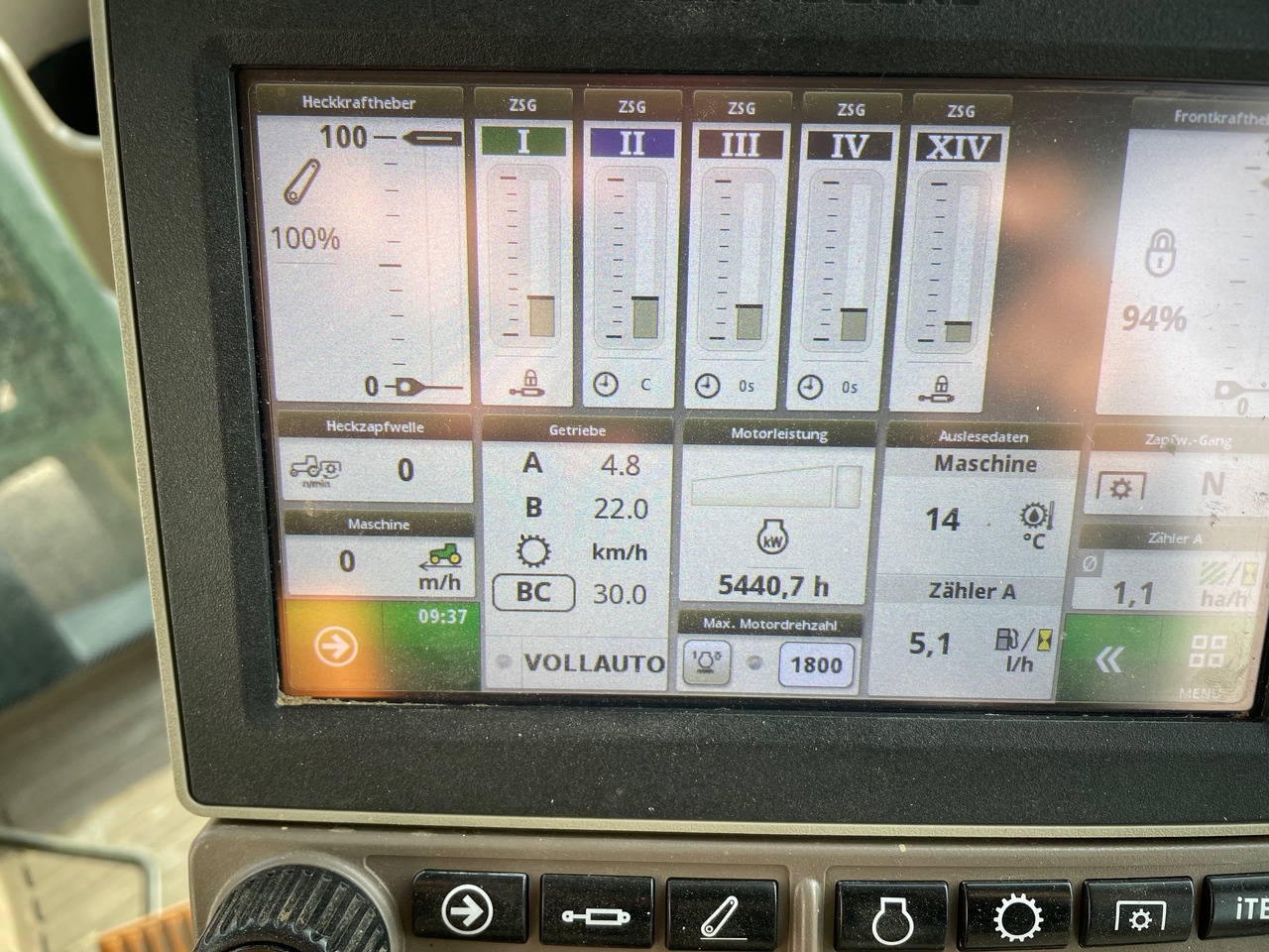John Deere 6145R - Трактор: фото 2 John Deere 6145R - Трактор: фото 2