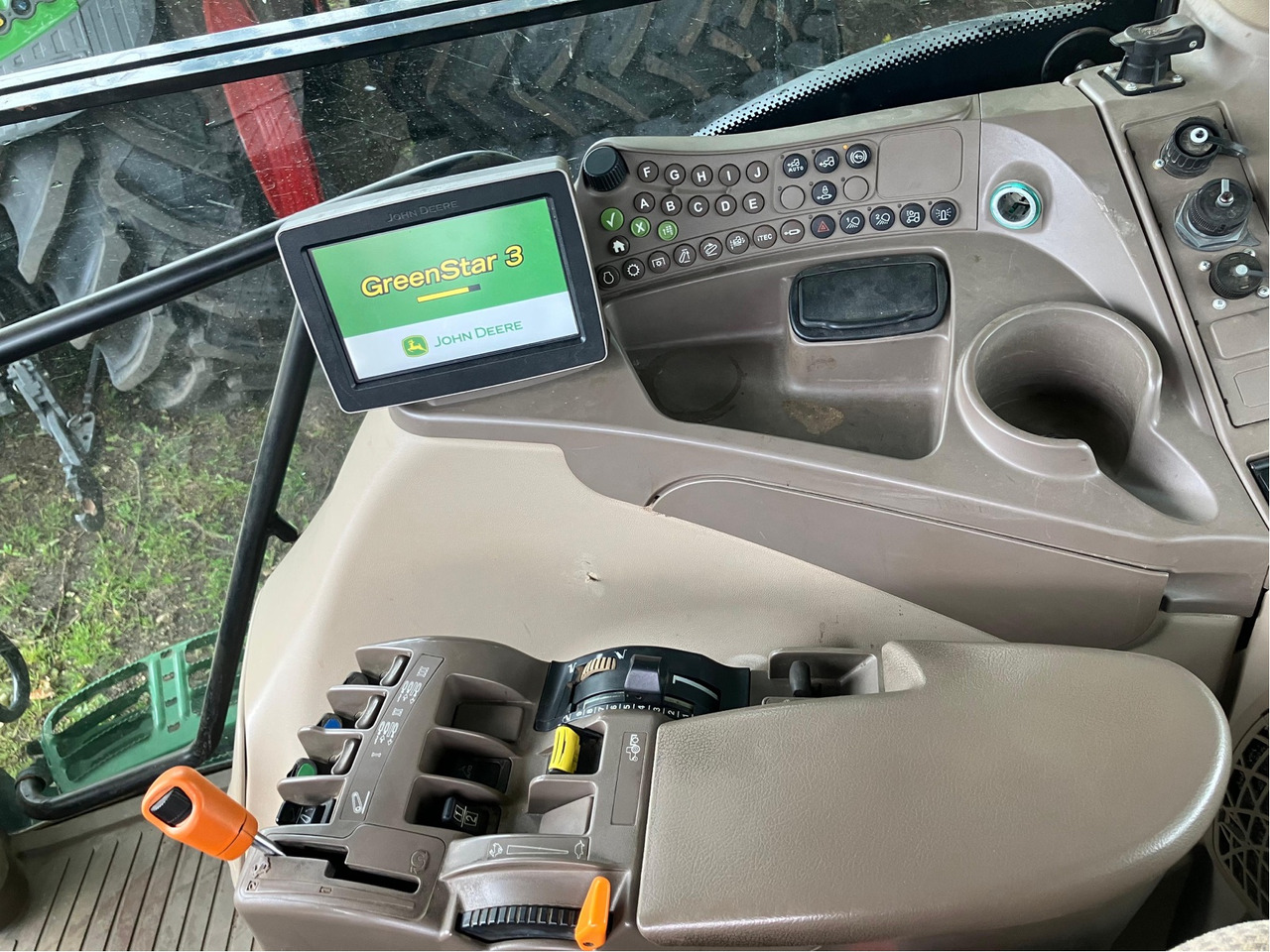 John Deere 6170 R AutoPower - Трактор: фото 3 John Deere 6170 R AutoPower - Трактор: фото 3