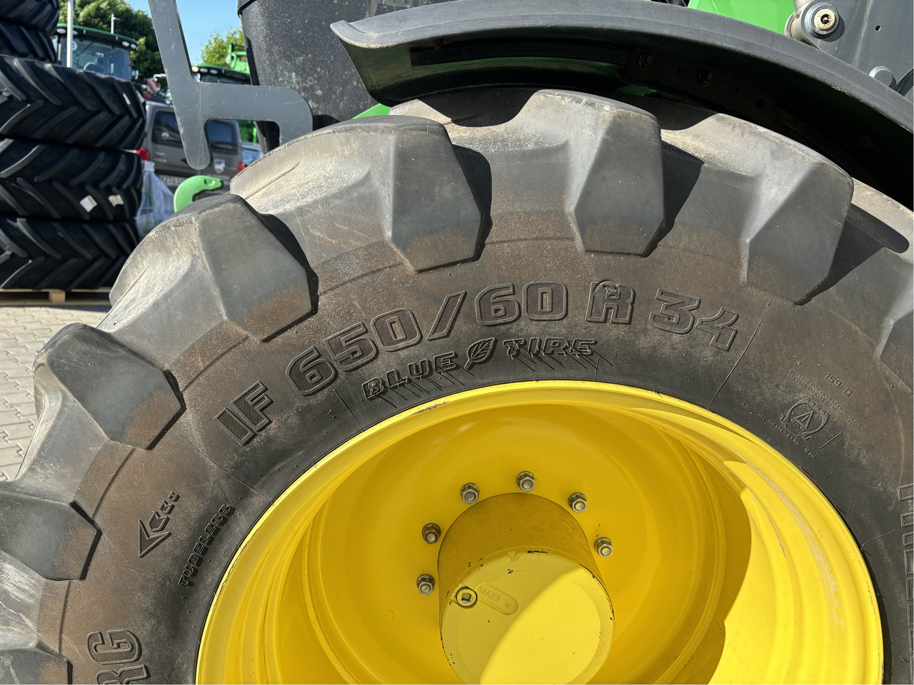 Трактор John Deere 6230 R: фото 7