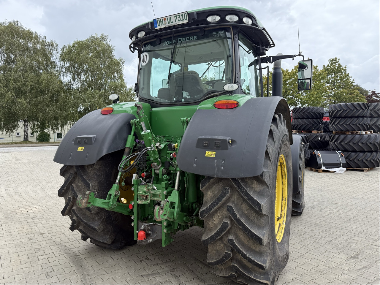 John Deere 7310R E23 - Трактор: фото 4 John Deere 7310R E23 - Трактор: фото 4