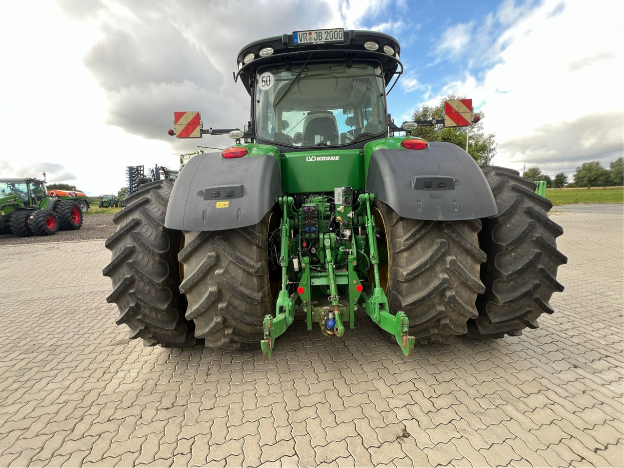 John Deere 8400 R - Трактор: фото 4 John Deere 8400 R - Трактор: фото 4