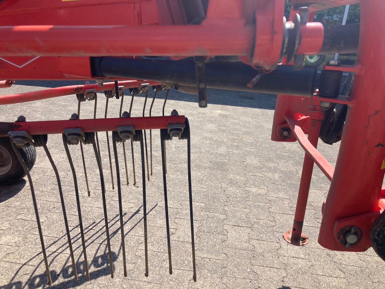 Kuhn Schwader GA 4521 - Сіноворушилка: фото 3 Kuhn Schwader GA 4521 - Сіноворушилка: фото 3