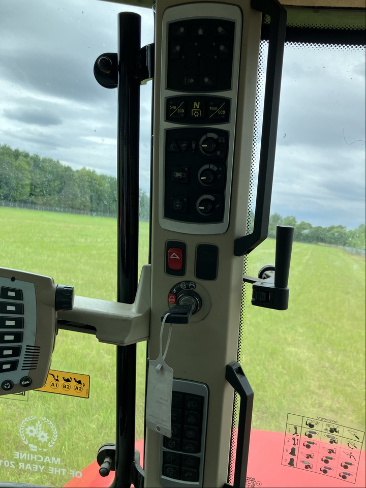 Massey Ferguson 6716 S Dyna 6 - Трактор: фото 5 Massey Ferguson 6716 S Dyna 6 - Трактор: фото 5