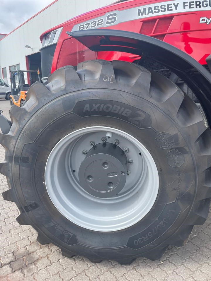 Massey Ferguson 8732 Dyna-VT EXCLUSIVE - Трактор: фото 5 Massey Ferguson 8732 Dyna-VT EXCLUSIVE - Трактор: фото 5