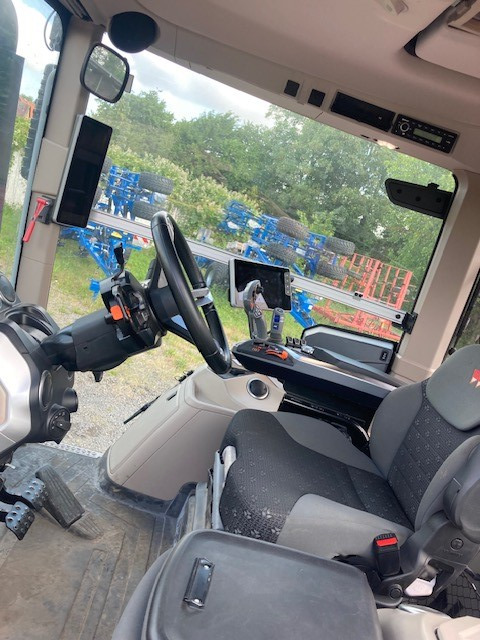 Massey Ferguson 8S.245 Dyna E-Power Excl - Трактор: фото 3 Massey Ferguson 8S.245 Dyna E-Power Excl - Трактор: фото 3