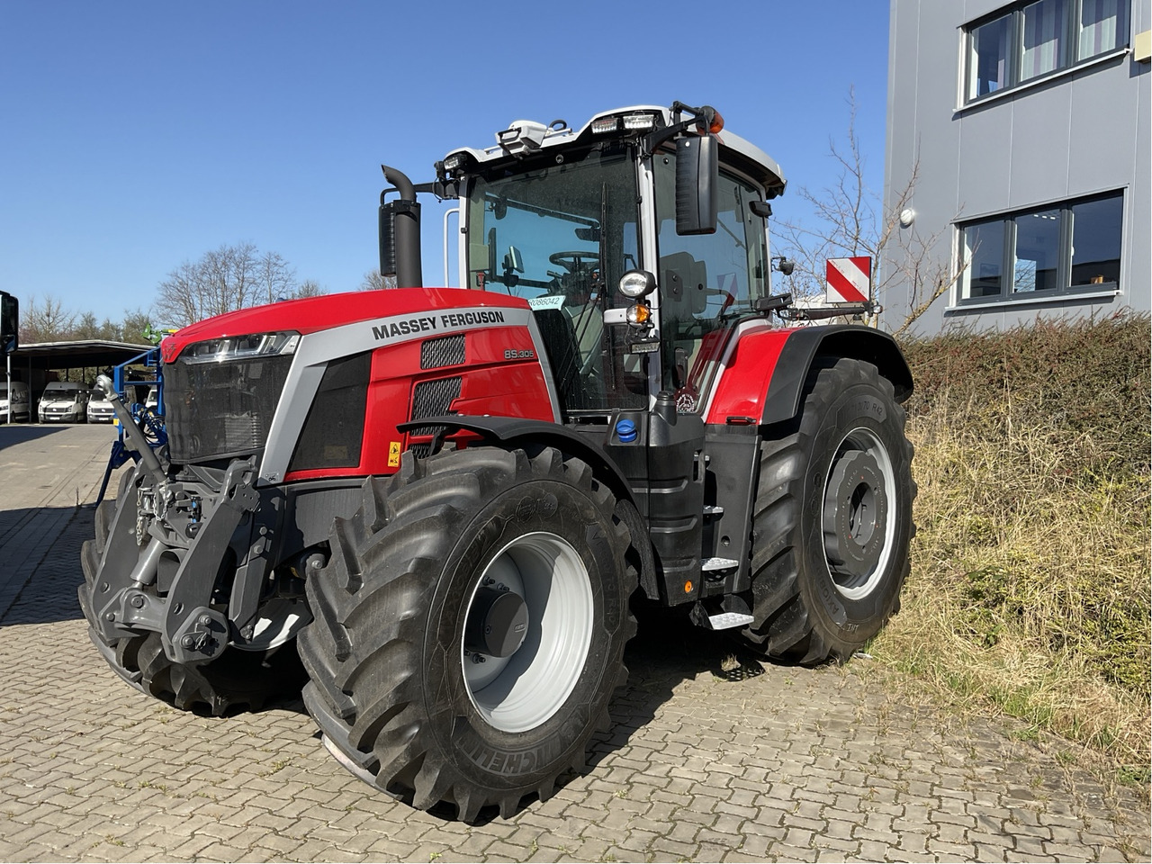 Massey Ferguson 8S.305 Dyna-VT EXCLUSIVE - Трактор: фото 1 Massey Ferguson 8S.305 Dyna-VT EXCLUSIVE - Трактор: фото 1