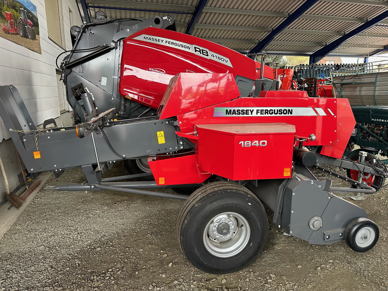 Massey Ferguson Hochdruckpresse 1840 - Обмотувальник рулонів: фото 5 Massey Ferguson Hochdruckpresse 1840 - Обмотувальник рулонів: фото 5