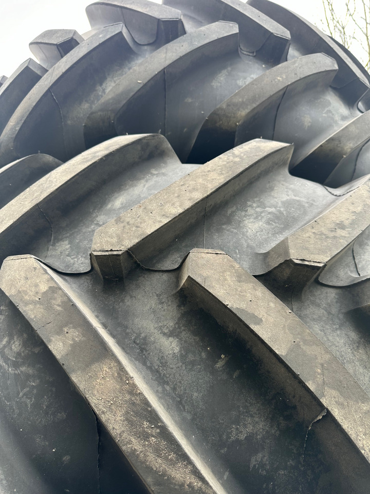 Michelin IF650/65R34 IF710/75R42 Mich - Шини і диски: фото 2 Michelin IF650/65R34 IF710/75R42 Mich - Шини і диски: фото 2
