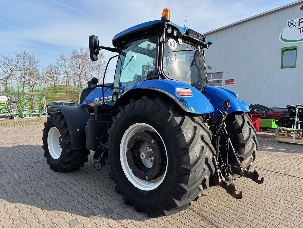 Трактор New Holland T 7.270 AC: фото 8 Трактор New Holland T 7.270 AC: фото 8