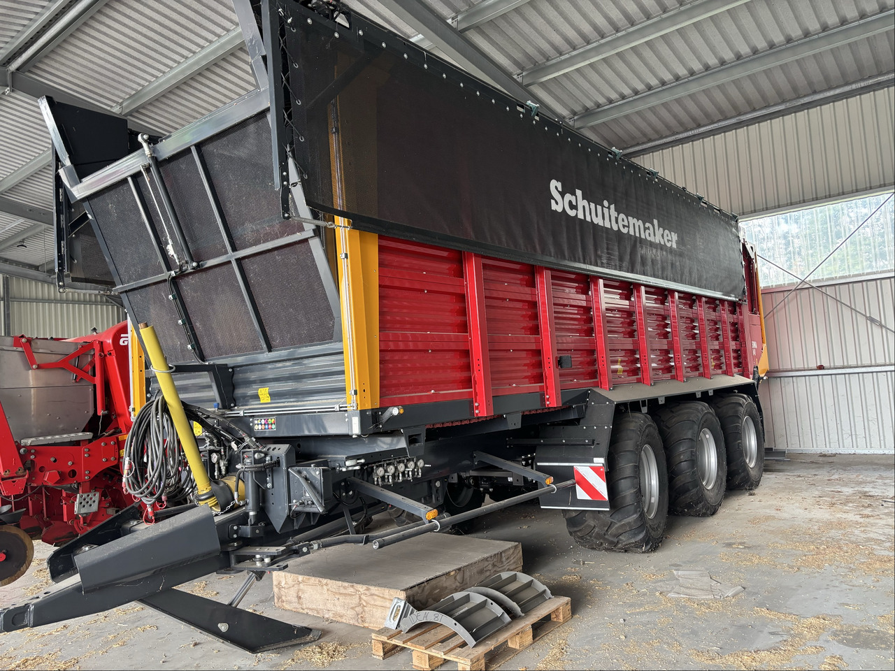 Schuitemaker Siwa 840 S - Сільськогосподарський причіп самоскид: фото 1 Schuitemaker Siwa 840 S - Сільськогосподарський причіп самоскид: фото 1