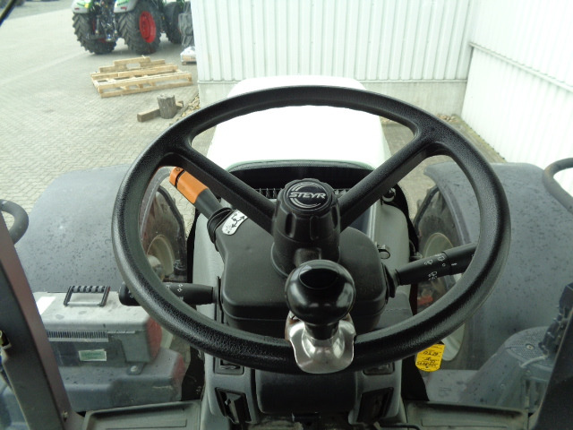 Steyr CVT 6230 - Трактор: фото 2 Steyr CVT 6230 - Трактор: фото 2