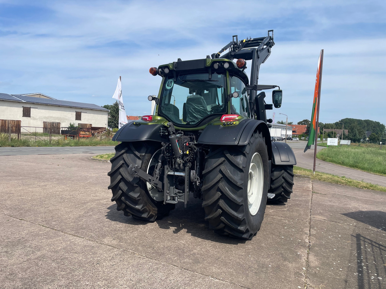 Valtra N155 EA 2B1 - Трактор: фото 4 Valtra N155 EA 2B1 - Трактор: фото 4