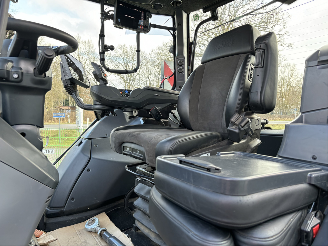 Valtra Q305 - Трактор: фото 3 Valtra Q305 - Трактор: фото 3