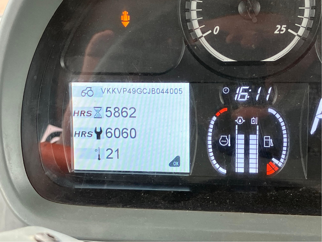 Valtra S 394 - Трактор: фото 2 Valtra S 394 - Трактор: фото 2