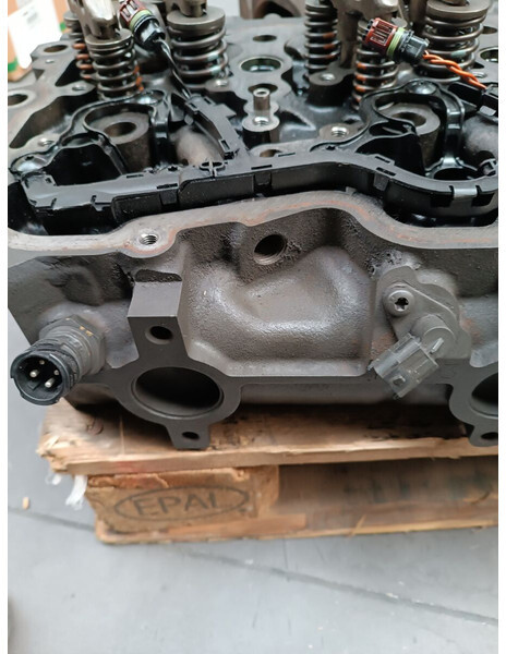 DAF XF 105 oe 1795284 EURO 5 2 SENSORS - Блок циліндрів в категорії Вантажівки: фото 3 DAF XF 105 oe 1795284 EURO 5 2 SENSORS - Блок циліндрів в категорії Вантажівки: фото 3