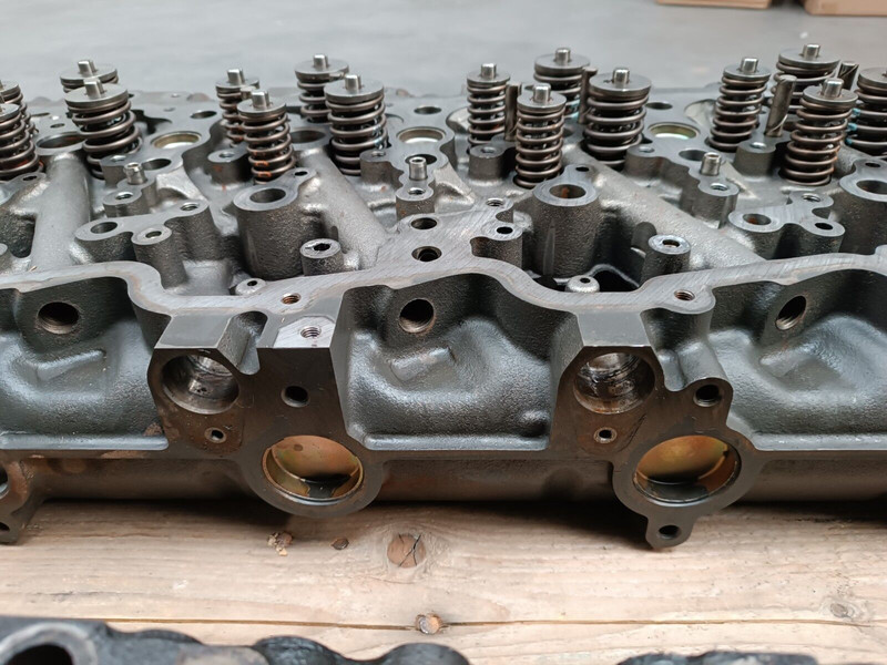 DAF XF 105 oe 1795284 EURO 5 2 SENSORS - Блок циліндрів в категорії Вантажівки: фото 2 DAF XF 105 oe 1795284 EURO 5 2 SENSORS - Блок циліндрів в категорії Вантажівки: фото 2