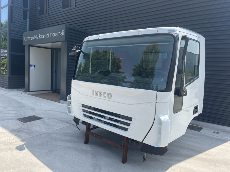Кабіна й інтер'єр в категорії Вантажівки Iveco Stralis - Trakker: фото 11