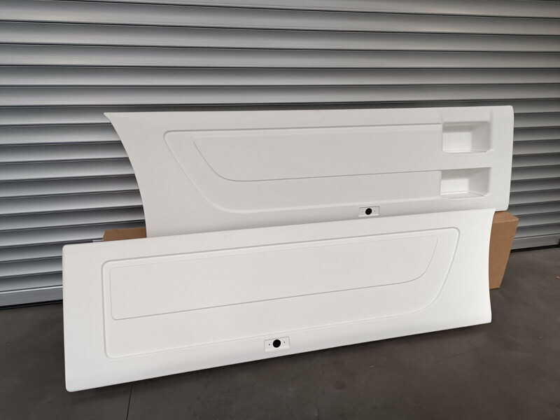 Mercedes-Benz Fairings / Sideskirts - Аеродинаміка/ Спойлери в категорії Вантажівки: фото 2 Mercedes-Benz Fairings / Sideskirts - Аеродинаміка/ Спойлери в категорії Вантажівки: фото 2