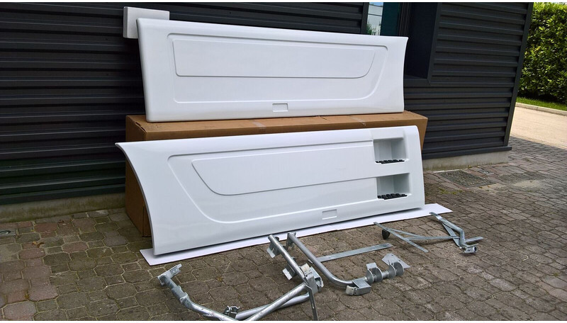 Mercedes-Benz Fairings / Sideskirts - Аеродинаміка/ Спойлери в категорії Вантажівки: фото 4 Mercedes-Benz Fairings / Sideskirts - Аеродинаміка/ Спойлери в категорії Вантажівки: фото 4